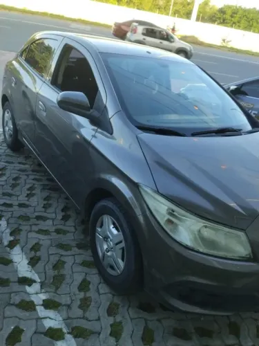 Chevrolet Onix Hatch LT 1.0 8V Flex Power Mec. 4P 2014
