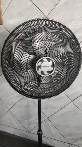 Ventilador de coluna ventisol turbo 6 pás