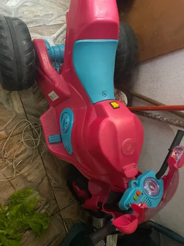 Motinha elétrica infantil 