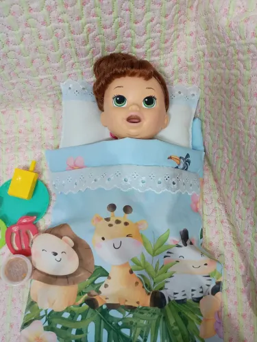 Baby Alive comilona fala português 
