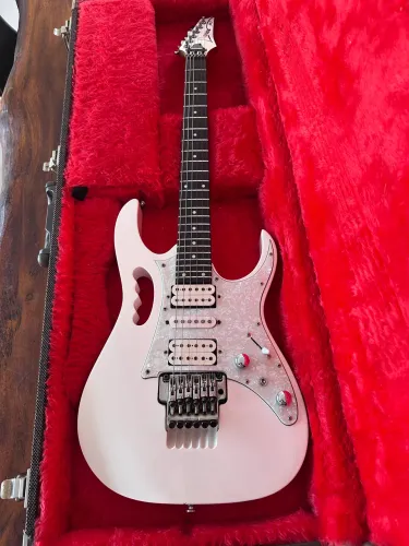Guitarra Ibanez Jem Jr