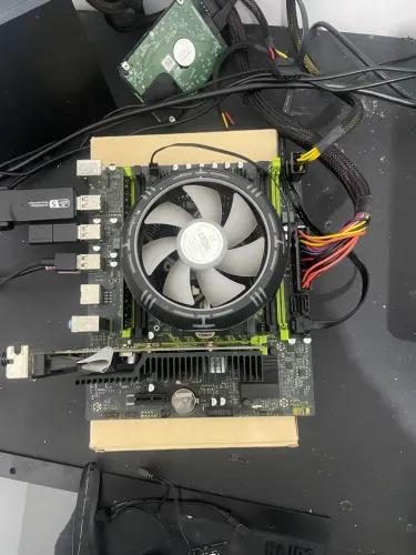 Kit Xeon + Fonte + Placa de Vídeo
