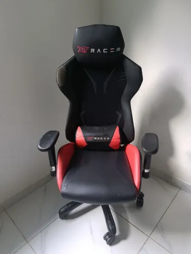 Vende-se Cadeira Gamer