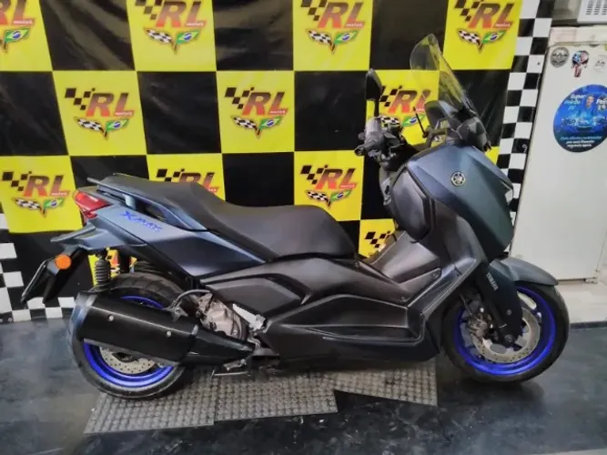 XMAX 250 2025