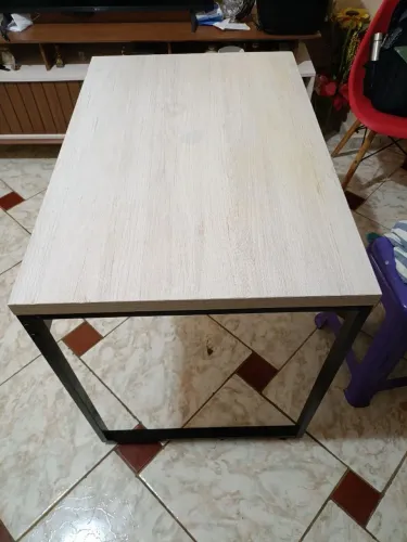 Mesa de escritório ou estudos 