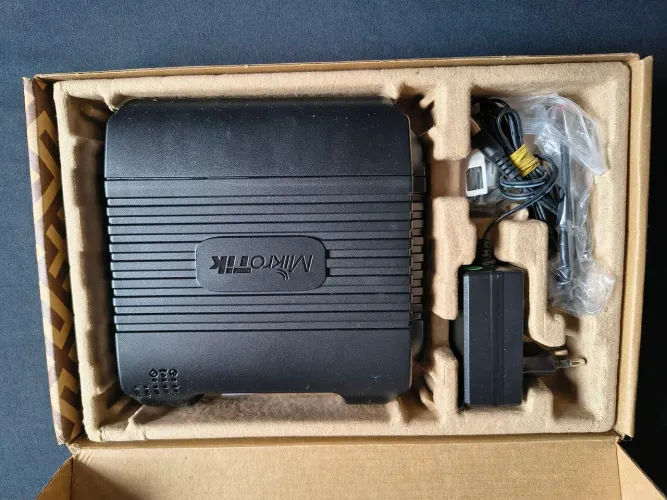 Mikrotik LTE 4g Portátil profissional 2.4ghz, 3 Chips