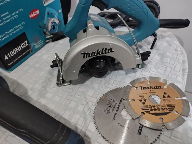 $350 Serra mármore Makita angular nova nunca usada com todos acessórios 