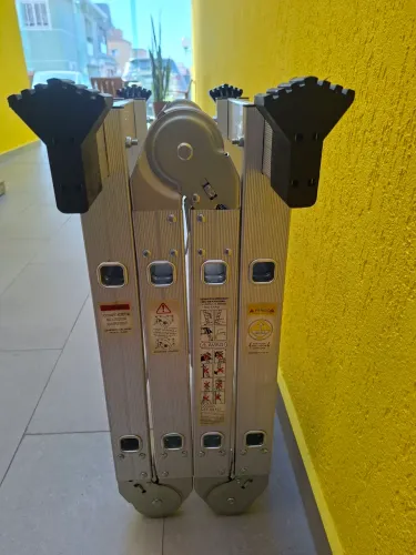 Escada Alumínio 8 degraus