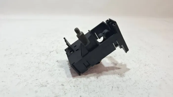 Polo Positivo Da Bateria Renault Scenic