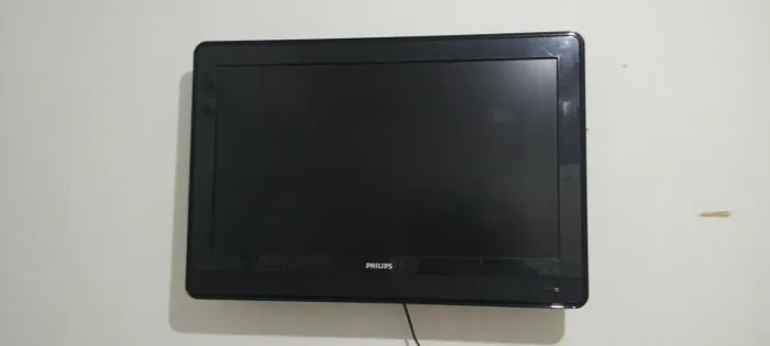 TV usada ( ela NÃO É SMART)