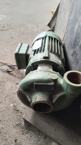 Vendo essa bomba trifásica