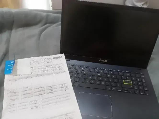 Vendo 1000mil usado em boas condições condições com nota fiscal