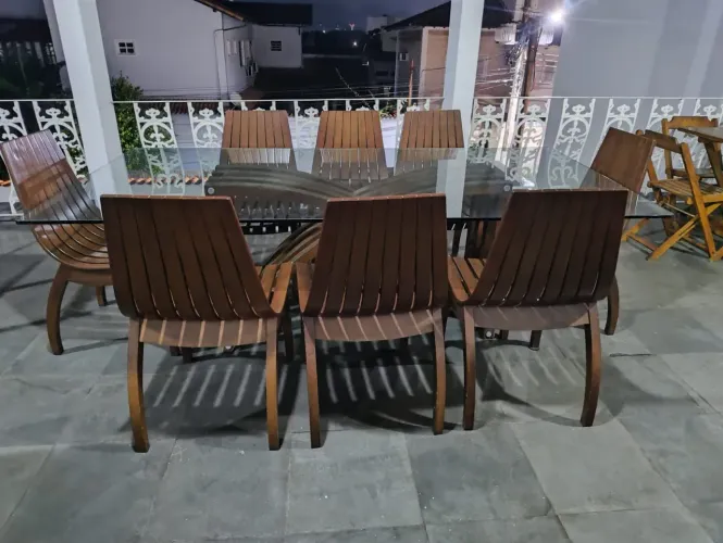 Móveis em madeira