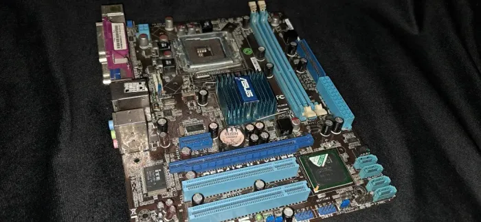 Placa-mãe Asus P5G41T-M LX2/BR Socket 775