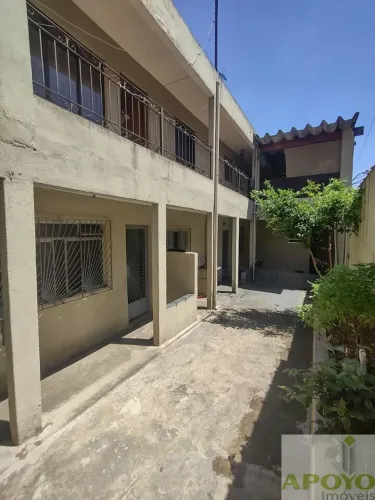 Capão Redondo Jardim Clarice 3 CASAS NO TERRENO ótimo local. NÃO DA FINANCIAMENTO