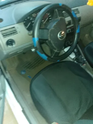 Volkswagen Gol Geração III Plus 1.0 MI 16V Gasolina Mec. 2P 2001