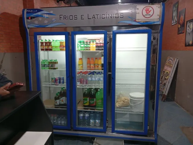 Vendo expositor de bebidas