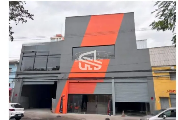 CAMBUCI  GALPÃO COMERCIAL COM 2.100 m² DE TERRENO E 830 m² CONSTRUÍDOS | AMPLO ESTACIONAME