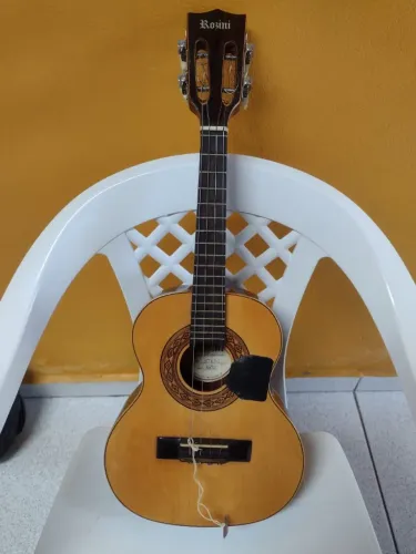 Cavaquinho Rozini Studio - Fabricação Artesanal - Relíquia 1999