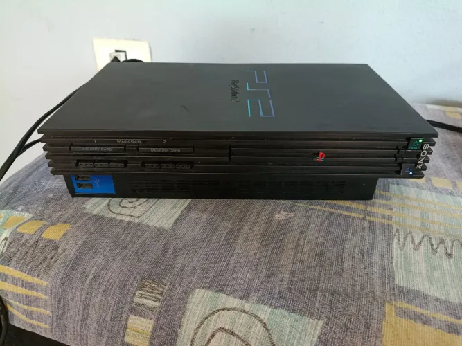 Playstation 2 FAT liga e da imagem LEIA O ANÚNCIO.