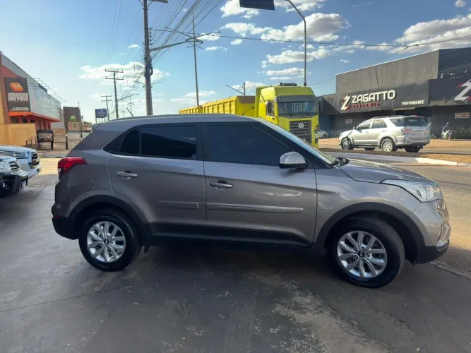Hyundai Creta Action 1.6 16V Flex AUT 2022