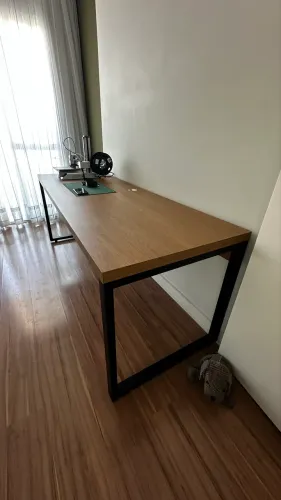 Mesa de escritório grande 1,90m