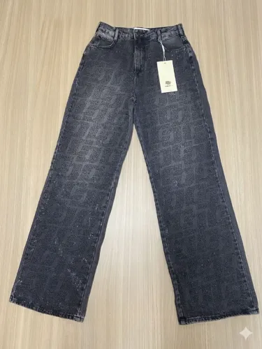 Calça Jeans Colcci Modelo Juliette com Aplicação - Tamanho 40 (Nova com Etiqueta)