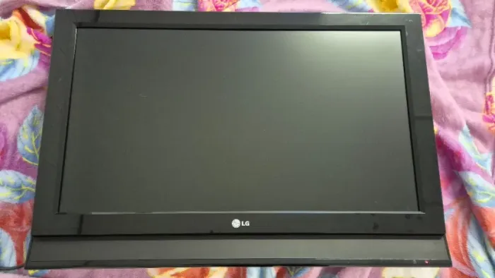 TV LCD (NÃO SMART) 32 POLEGADAS MARCA LG