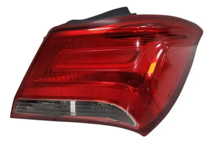 Lanterna Traseira Direita Chevrolet Onix 2017 Á 2020 Direito/passageiro Vermelha