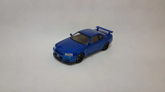 Nissan GT-R R34 em metal- coleção