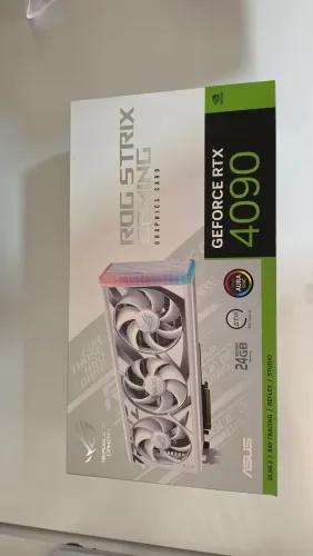 Rtx 4090 ROG strix branca