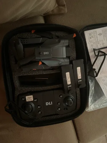 Vendo drone na caixa