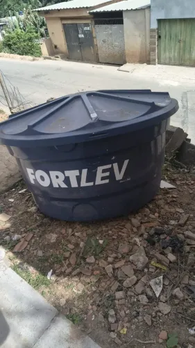 Caixa d'água nova 500L