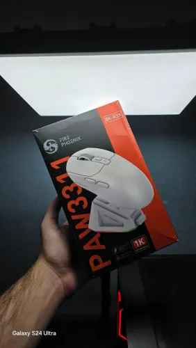 Mouse Fire Phoenix BK-R3X sensor Paw 3311 com base de carregamento