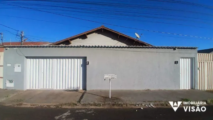 CASA PARA ALUGAR, 03 QUARTOS, 01 SUÍTE, 03 VAGAS NO BAIRRO PARQUE DAS AMÉRICAS