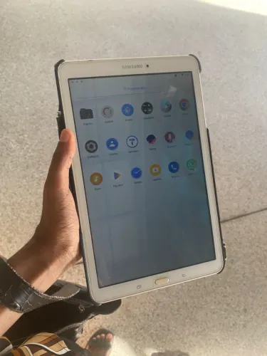 Tablet tela 9.6 polegadas Samsung