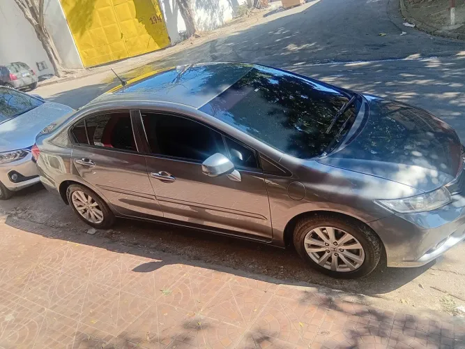 Honda Civic Sedan LXS 1.8/1.8 Flex 16V Aut. 4P 2014