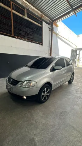 Volkswagen Fox Plus 1.0mi/ 1.0mi Total Flex 8V 4P 2010