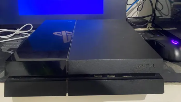 PS4 Pro 1TB + 3 Jogos Mídia Física | Sem Controle | Trocar Fonte