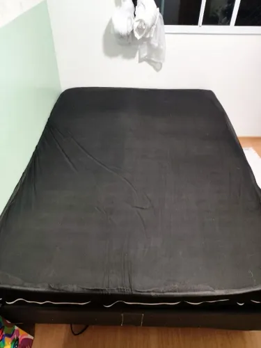 Cama casal. Base + colchão Ortobom