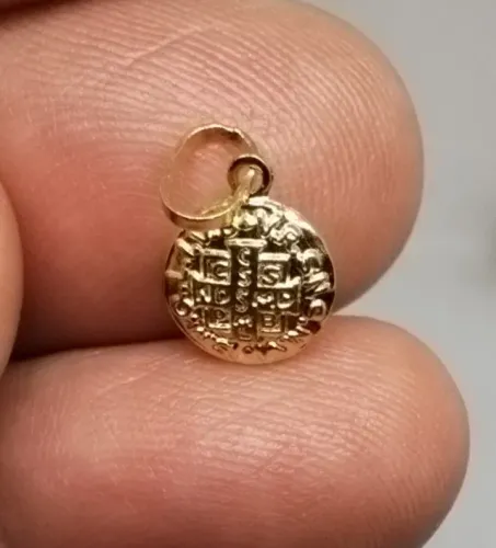 Medalha de São Bento ouro 18k - 9mm
