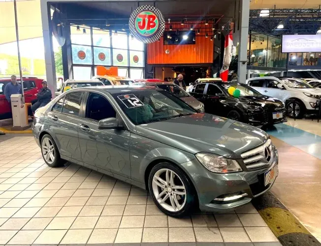 Mercedes-Benz C-180 CGI Classic 1.8 16V 156cv Aut. 2012