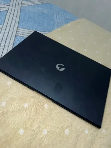 Notebook Positivo - Ótima Bateria (4h-6h) | Touchpad Numérico | Leves Detalhes no Teclado
