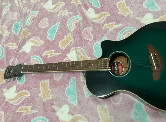 Violão Yamaha APX 600