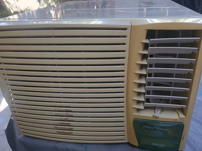 Vende-se ar-condicionado