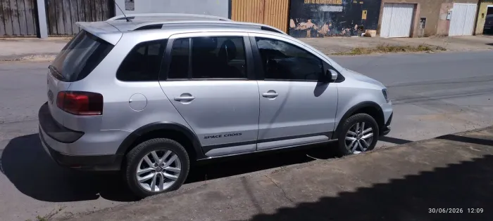 Volkswagen Spacecross 1.6 MI Total Flex 16V 2016