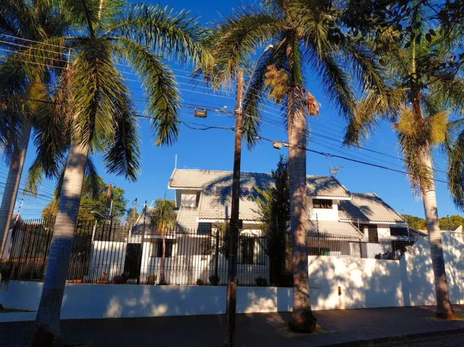 Casa ampla terreno inteiro área gourmet e piscina