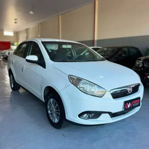 Fiat Siena Attractive 1.4 Fire Flex 8V 4P 2013