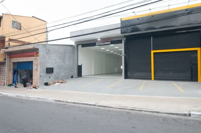 Galpão na Avenida Olavo Egídio de Souza Aranha, 1685 - Galpão 1 161 m²
