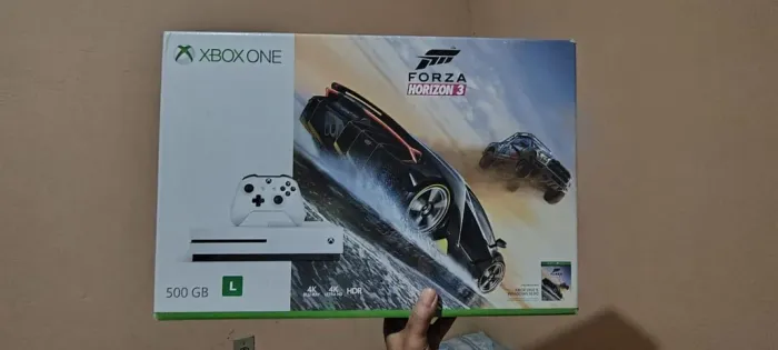 Xbox One S 500GB Forza Horizon 3 | Vendo ou Troco por Android